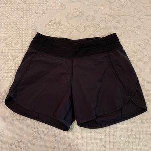 Ivivva Girls Black Shorts Size 12